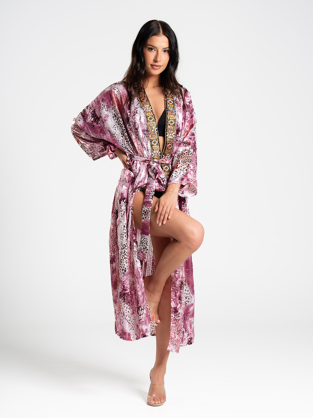 Kimono LUNA – instynkt, który zna swoją miękkość